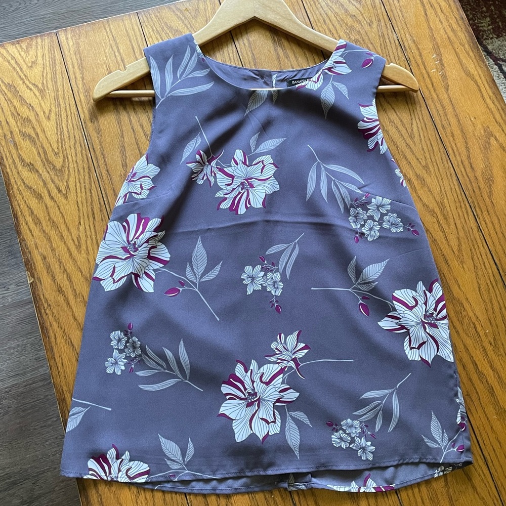 Loft Sleeveless floral print gray NWOT top size XS - Picture 2 of 10